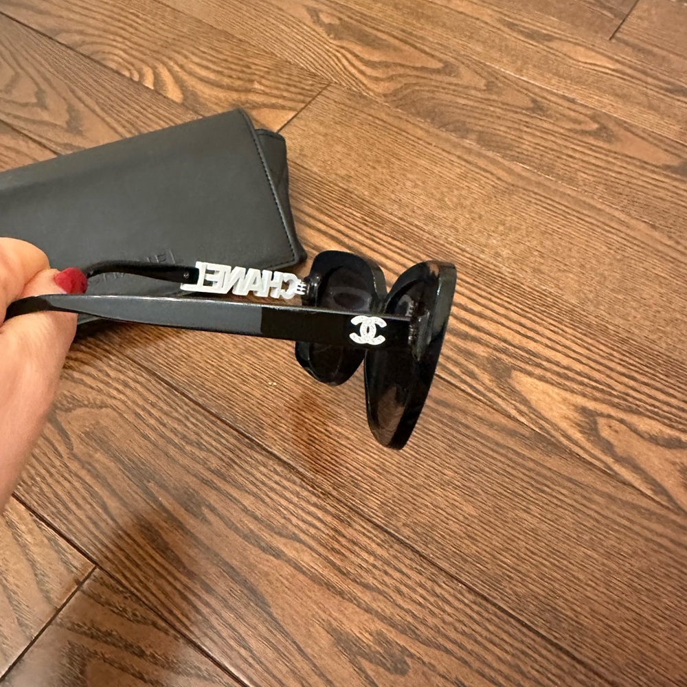 CHANEL sunglasses - Picture 4 of 4